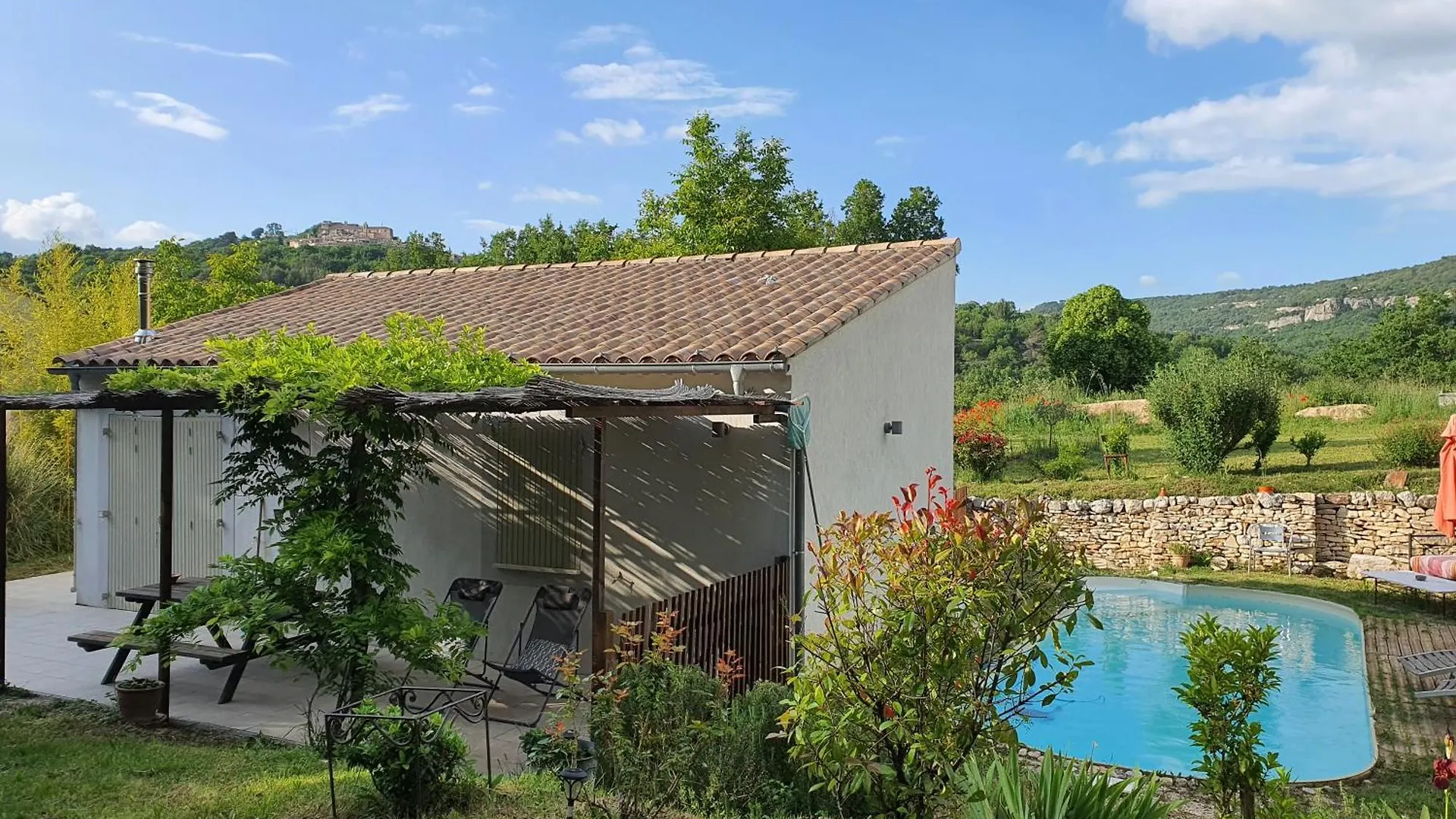Gîte Hanna en Luberon - Le Boisset de St Martin de Castillon Saint-Martin-de-Castillon France